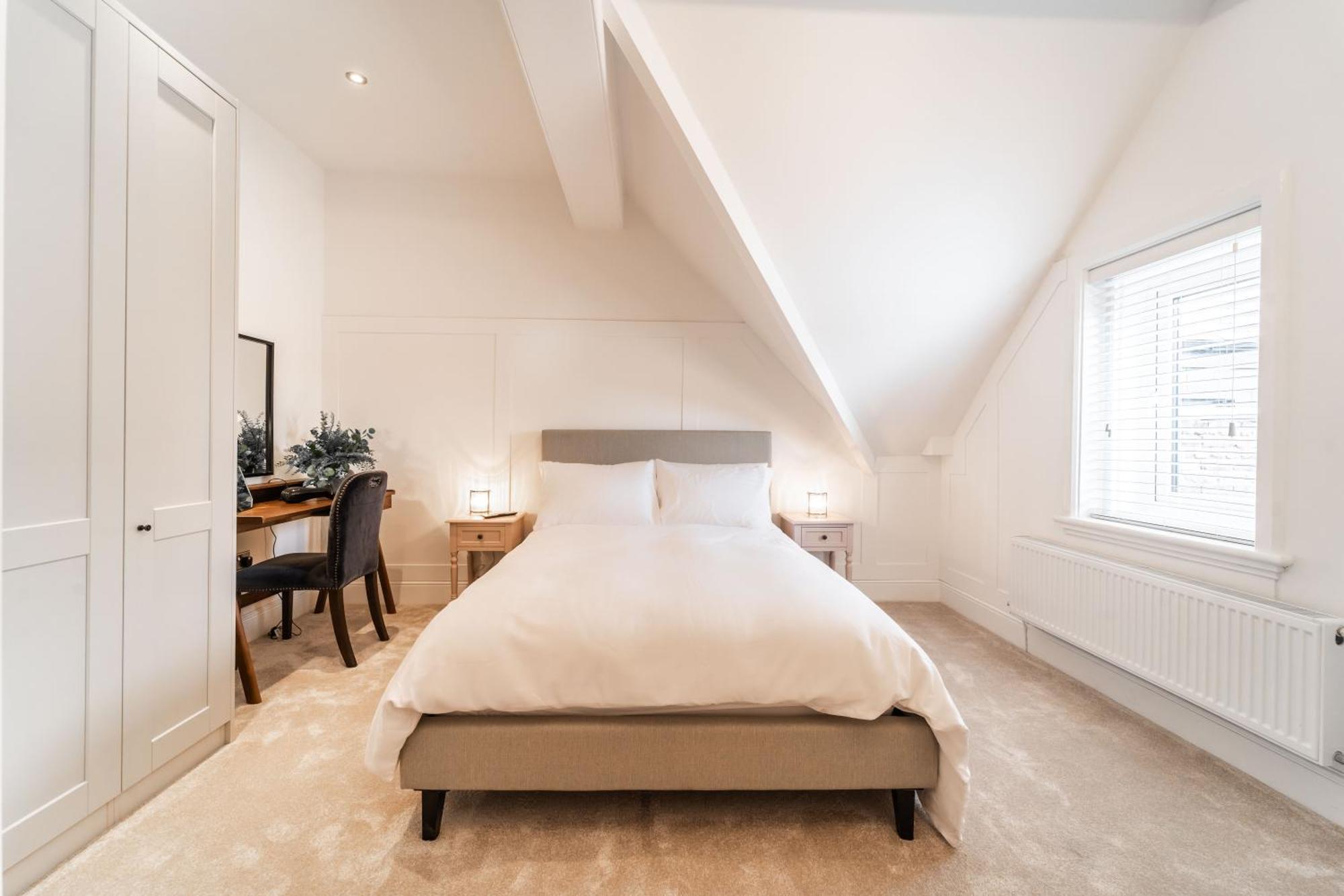 2 The Quadrant Luxury Apartments - Hoylake Kültér fotó